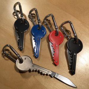 Key Pocket Knife w/Carabiner Key Holder KN001 – Retail Price Shown Below