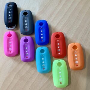 Nissan Silicone 5 Button Rectangular Oval Top Key Cover NISSIL006 – Retail Price Shown Below